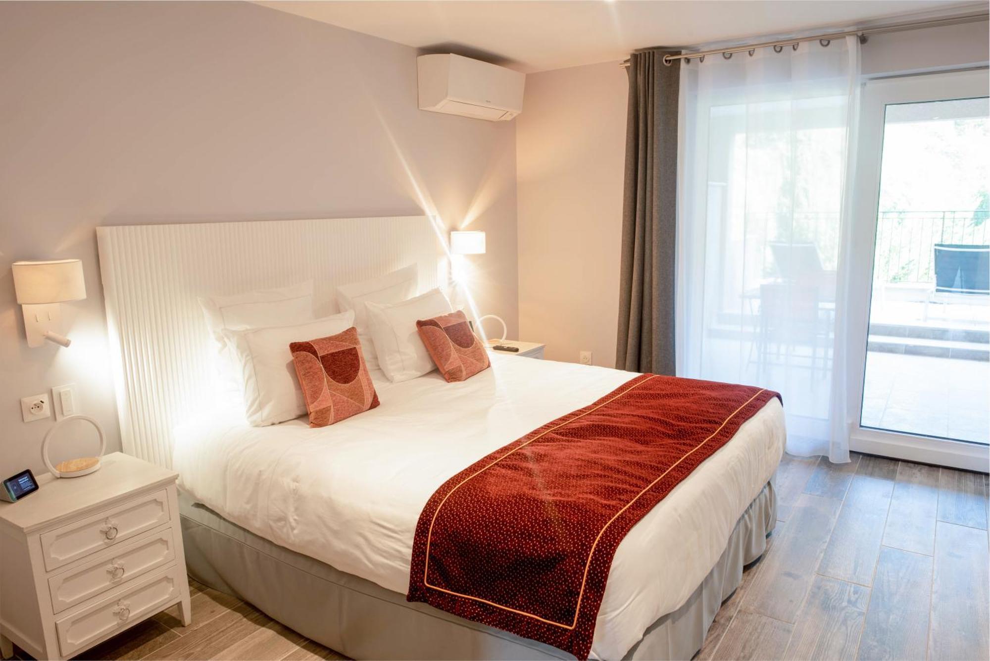 Domaine Ribiera, Hotel 5 Etoiles, Spa & Golf - Forcalquier Niozelles Экстерьер фото